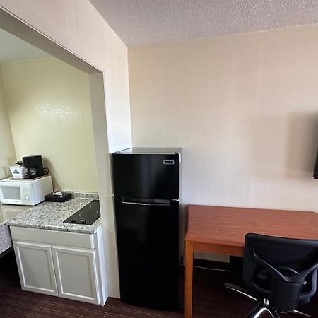 Sunrise Extended Stay サーシー エクステリア 写真