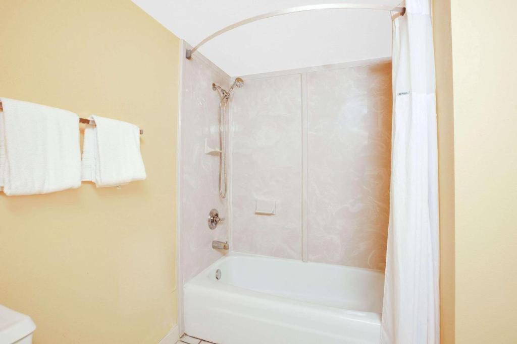 Sunrise Extended Stay サーシー エクステリア 写真