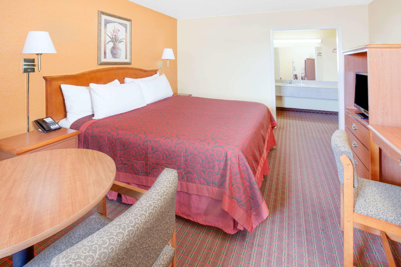 Sunrise Extended Stay サーシー エクステリア 写真
